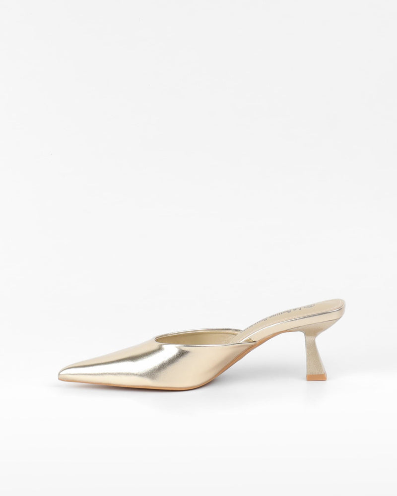 Mules à petit talon avec bout pointu